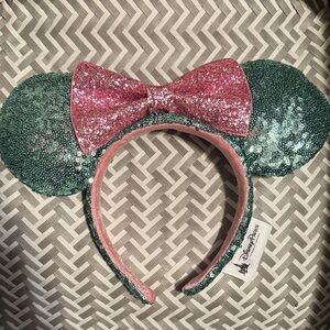 Disney Parks Green and Pink Sequin Minnie Mouse Ears